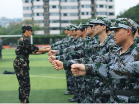 迎新特辑：迷彩映初心，磨砺显担当！