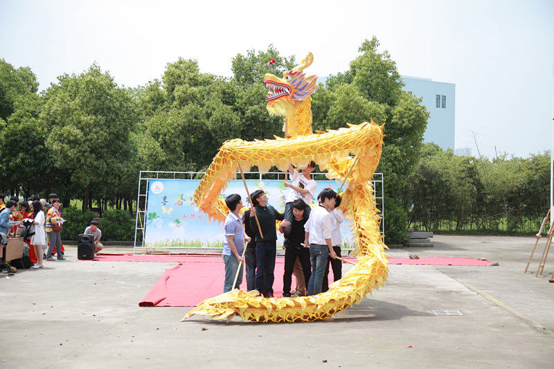 【图文】享春暖花开时节 展青春年华魅力