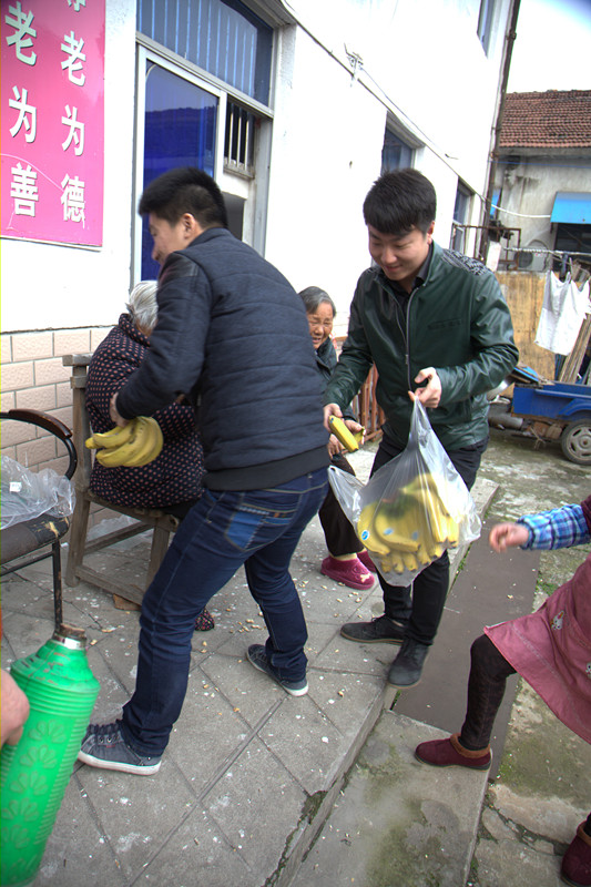 【图文】嘉言善行微公益 春风暖阳志愿行